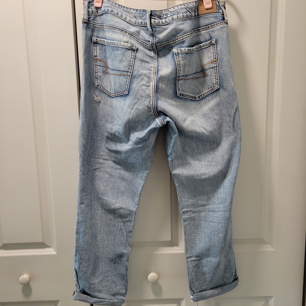 American Eagle Outfitters Tomgirl Light Wash Denim Jeans - Picture 2 of 6